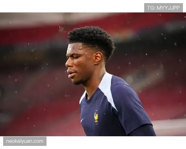 奥雷利安·楚阿梅尼：2022世界杯主力后腰的中场屏障作用解析